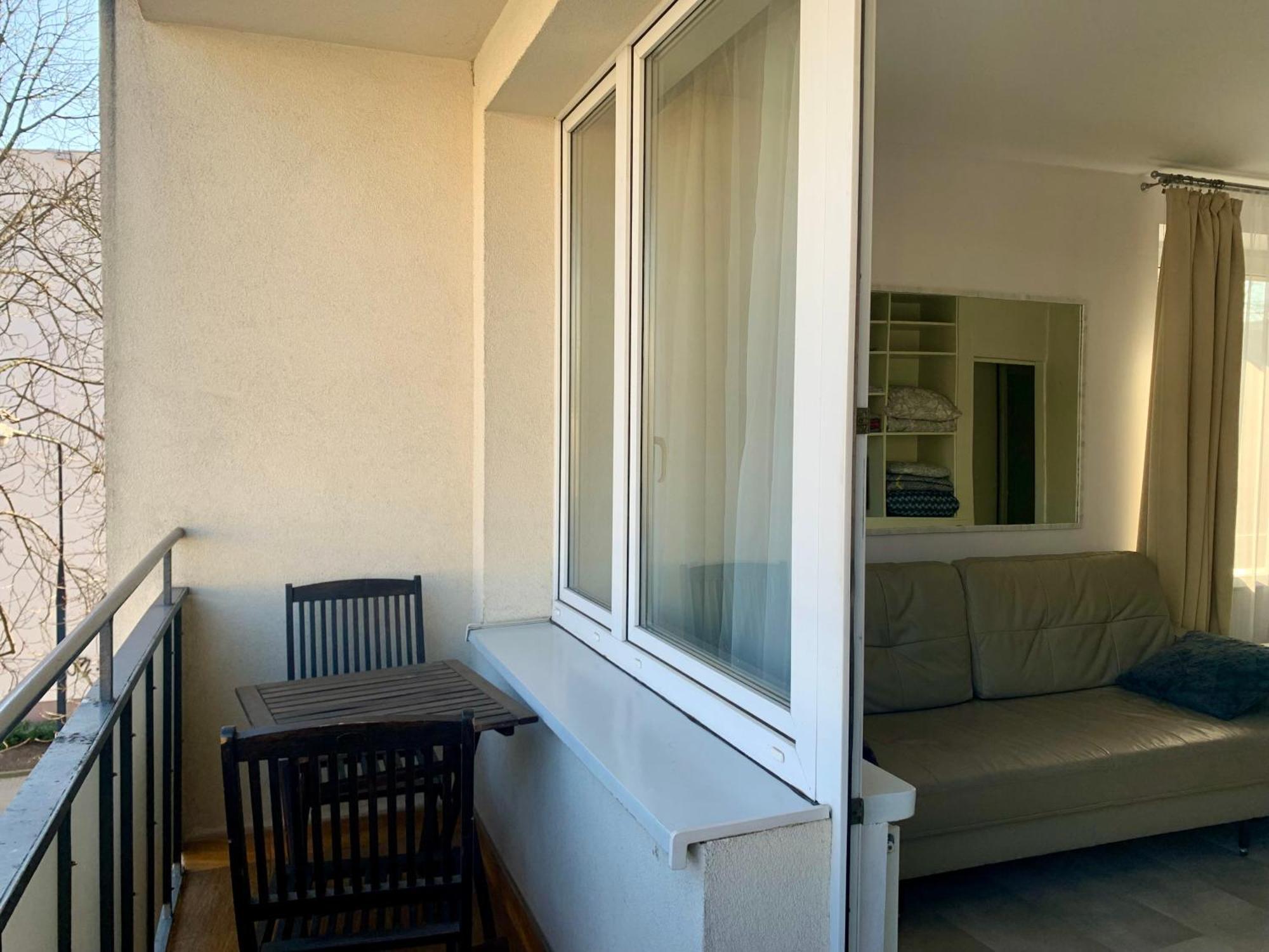 Perfect Location Two Bedrooms With Balkony วอร์ซอ ภายนอก รูปภาพ
