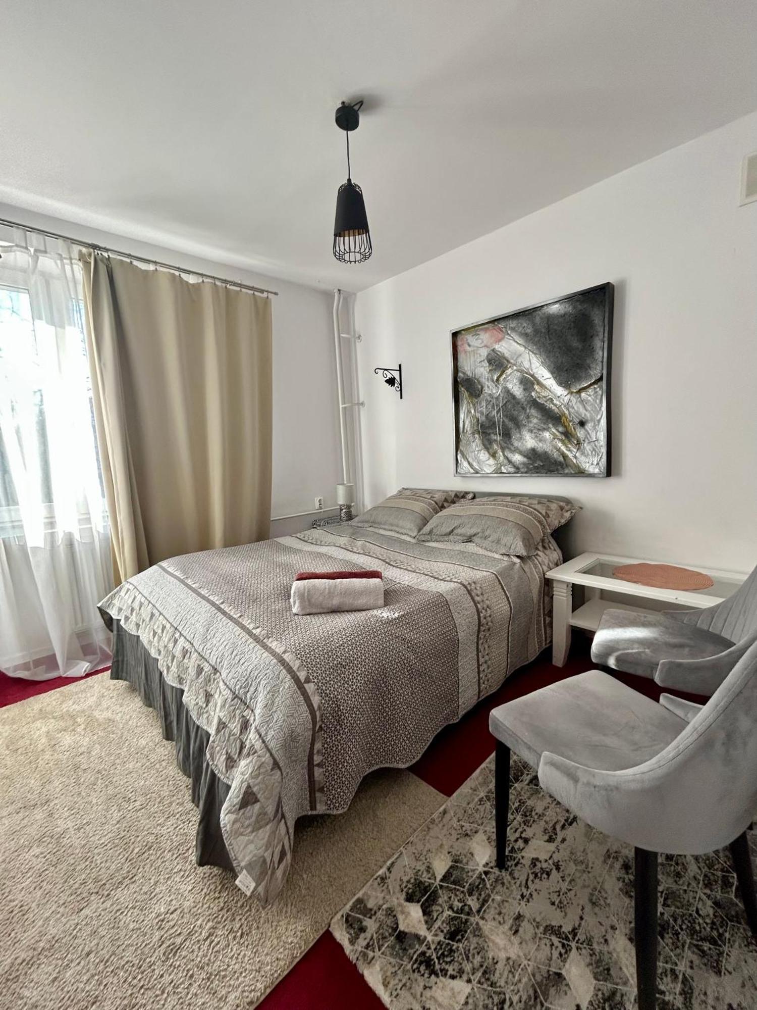 Perfect Location Two Bedrooms With Balkony วอร์ซอ ภายนอก รูปภาพ